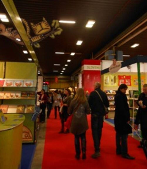 Stojnica Mladinske knjige na knjižnem sejmu v Bologni 2013